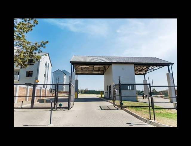 3 BEDROOM PROPERTY TO RENT IN GLEN AUSTIN